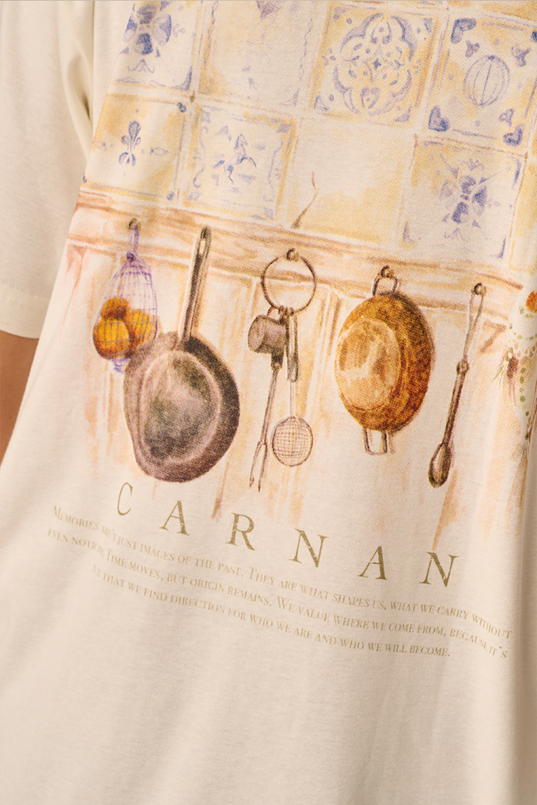 Family Kitchen Heavy T-shirt - Off