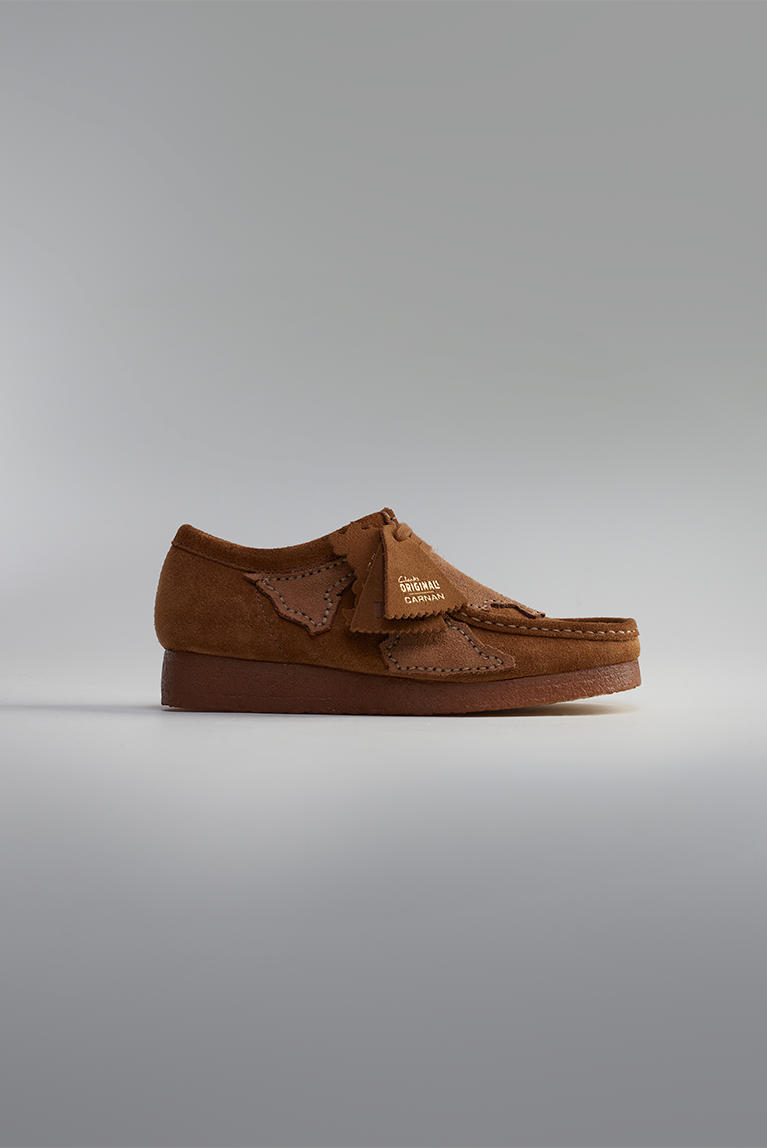 Carnan x Clarks™ Wallabee - Cola Suede