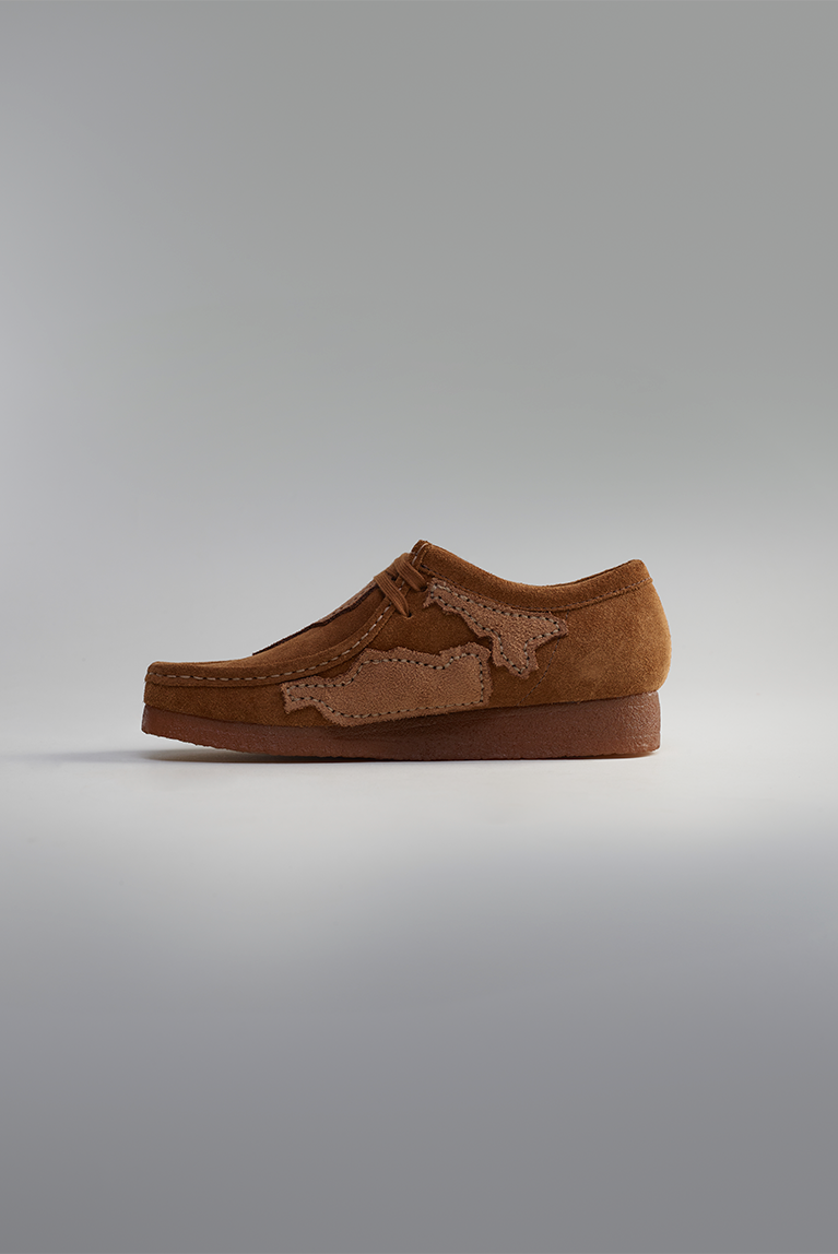 Carnan x Clarks™ Wallabee - Cola Suede
