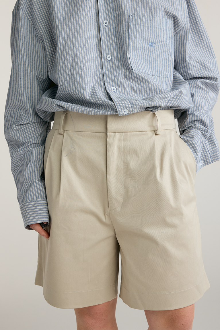 Standard Tailored Shorts - Beige