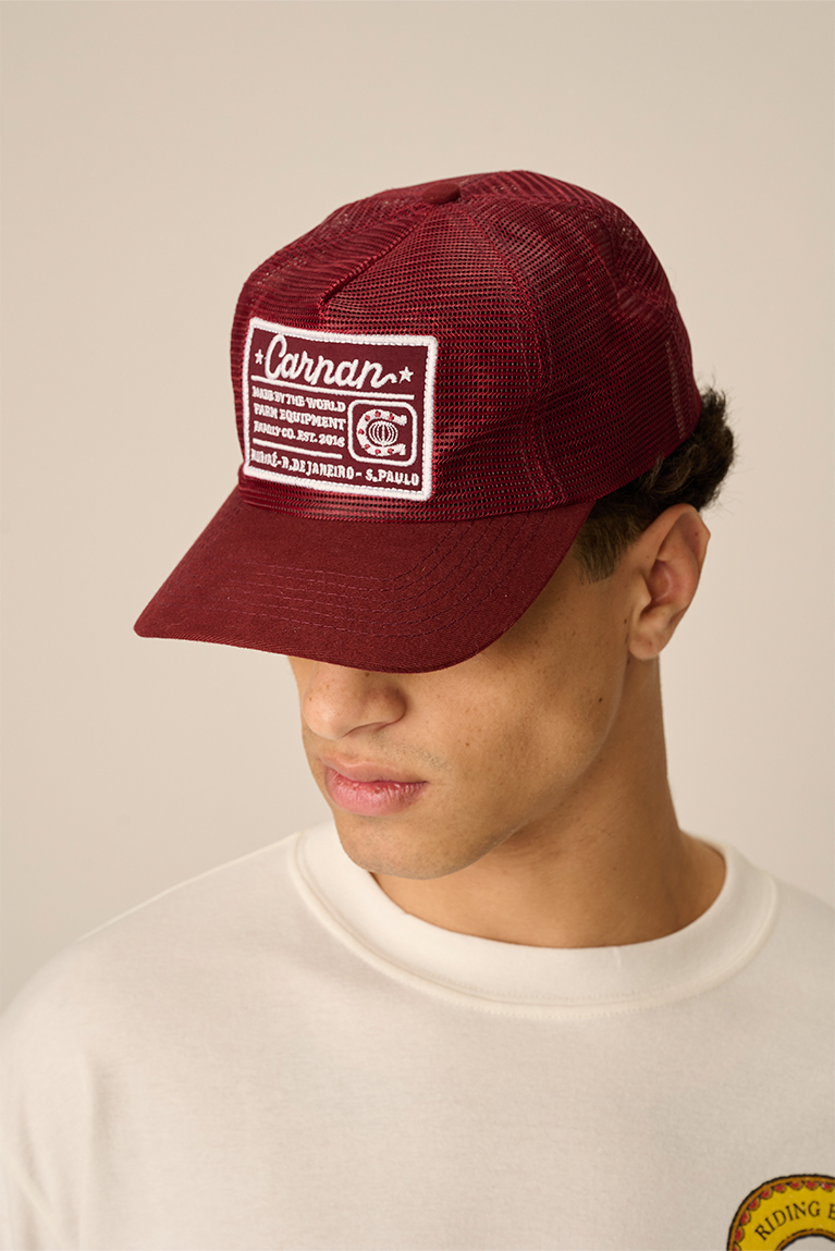 Horseshoe Hat - Burgundy - hover