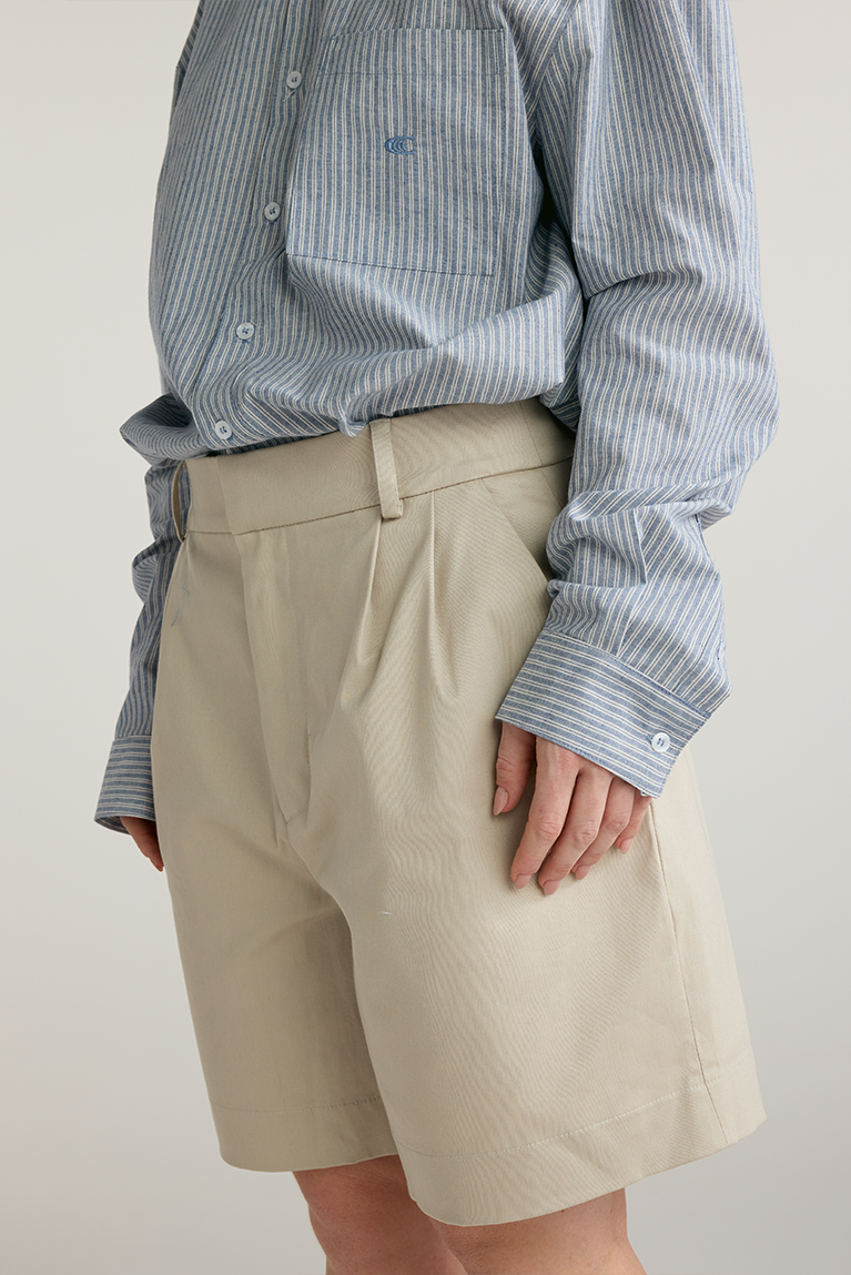 Standard Tailored Shorts - Beige