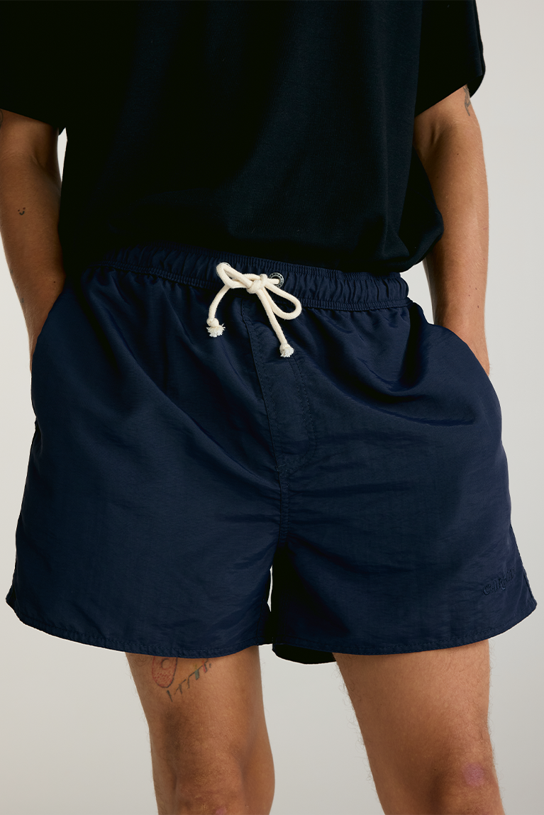 Standard Shorts - Navy