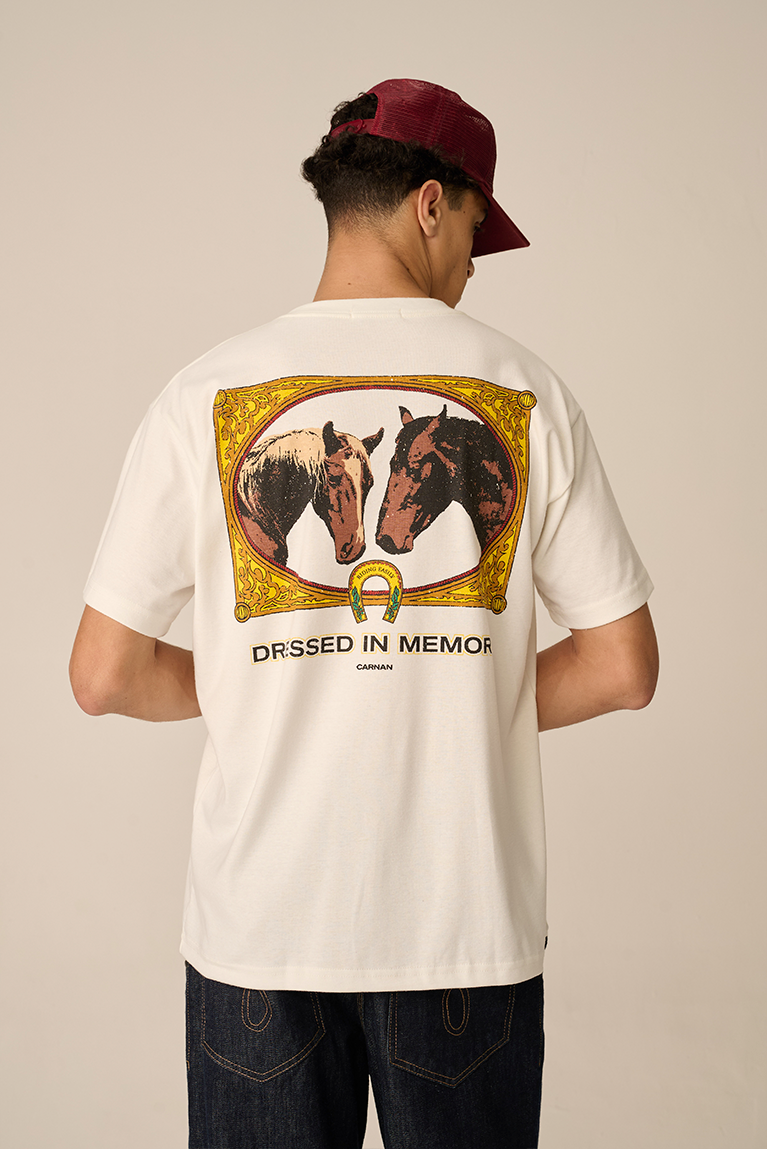 Horses Painting Heavy T-shirt - Off - hover