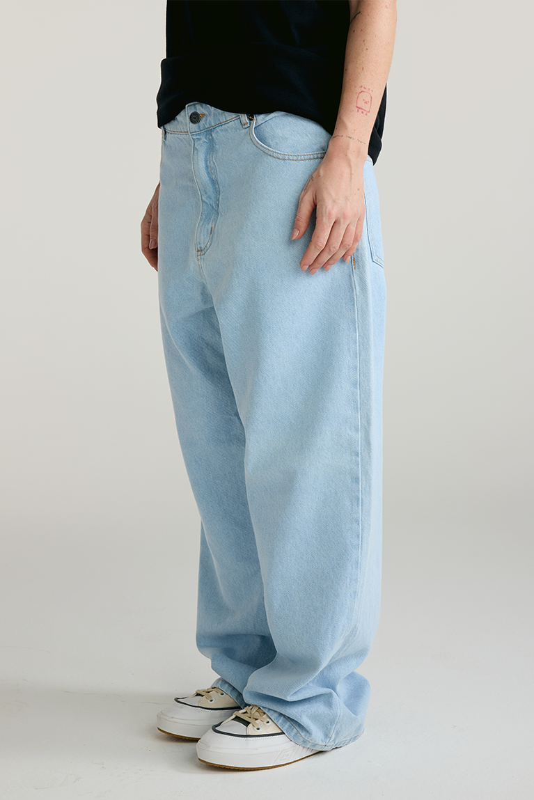 Carnan Standard Jeans