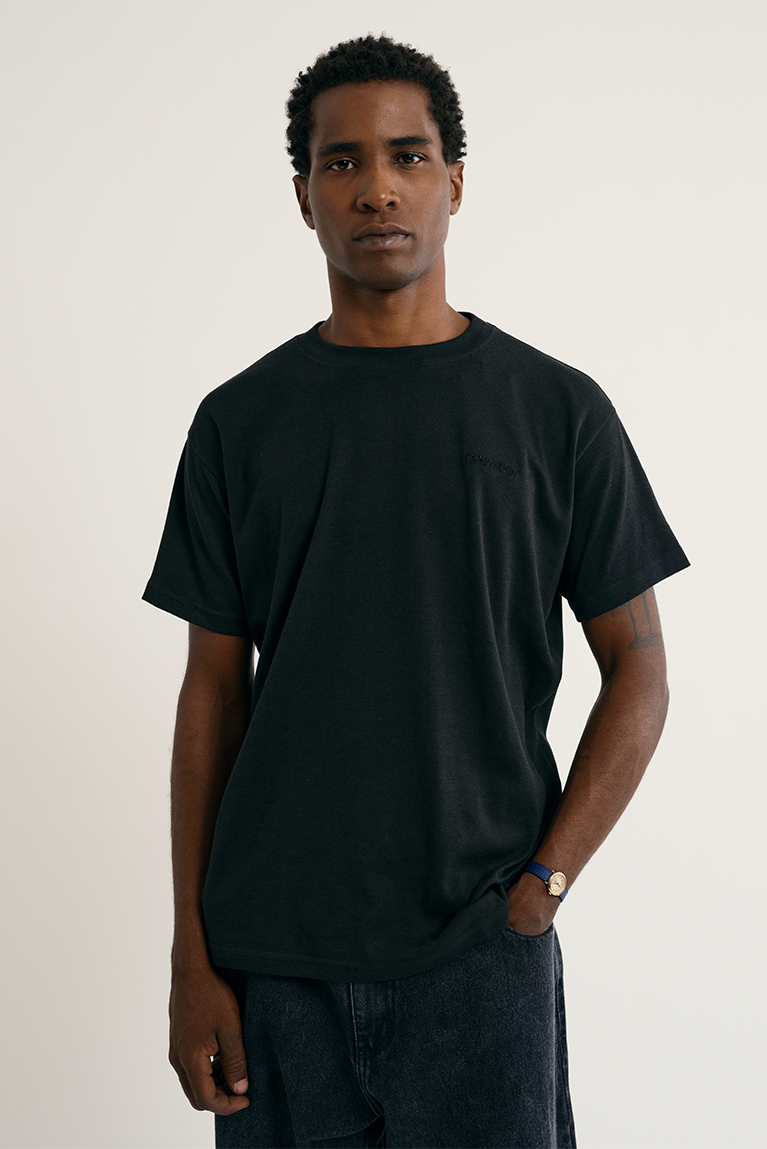 Heavy T-Shirt Embroided Logo - Black