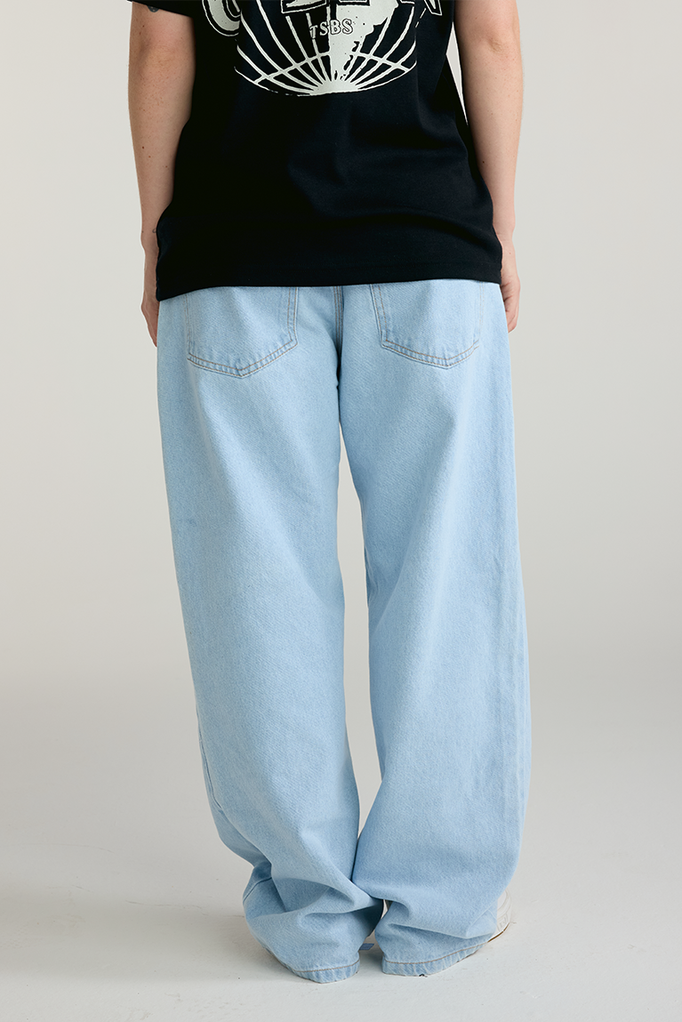 Carnan Standard Jeans