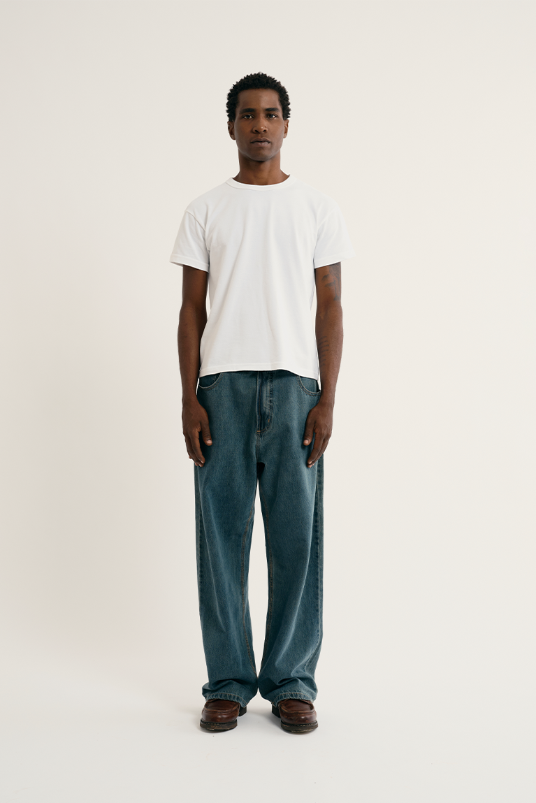 Standard Washed Jeans