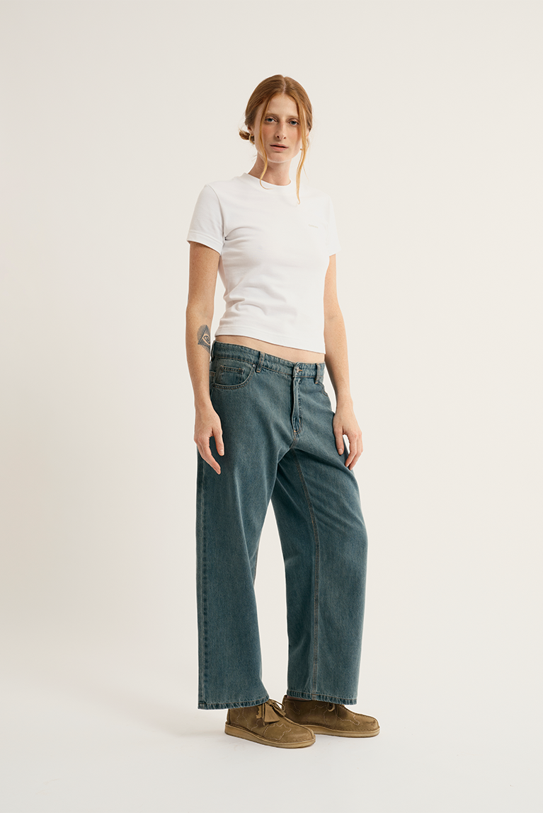 Standard Washed Jeans