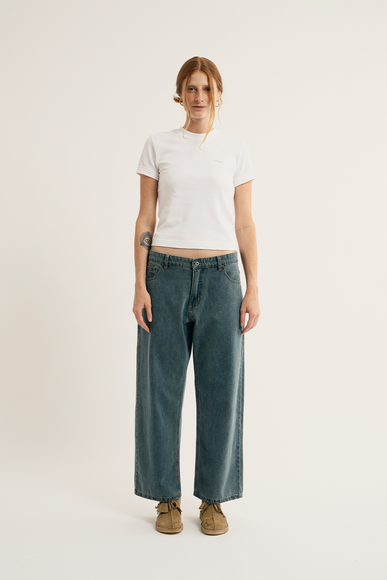 Standard Washed Jeans