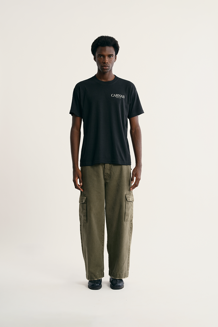 Portrait Heavy T-shirt - Black