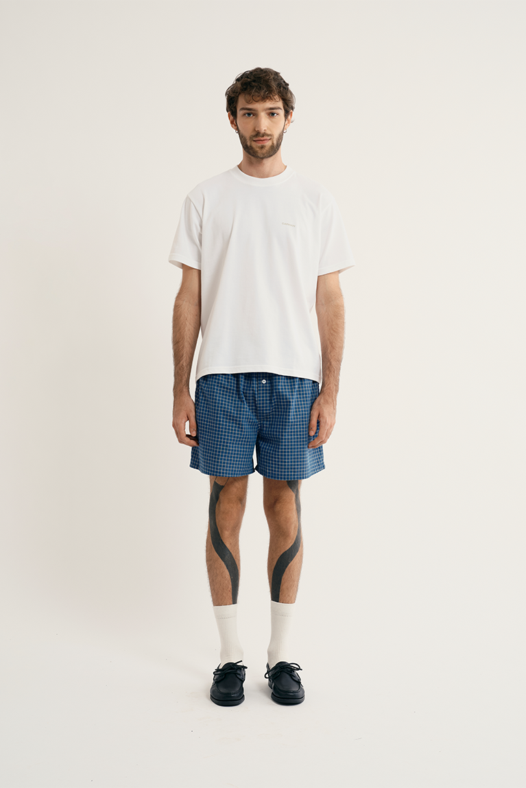 Standard Classic T-shirt - Off - hover